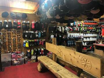 Découvrez la galerie de notre magasin de ski aux Houches